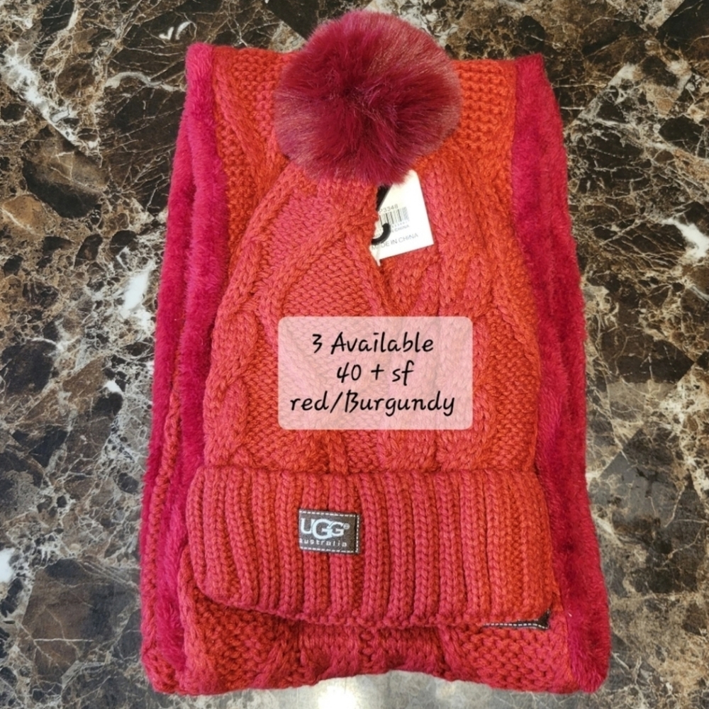Red / Burgundy Ugg 2pc set ( Infinity scarf & Hat)